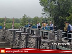 Khofifah Resmikan Pintu Air dan Tanggul Penahan Banjir Rob Menahun