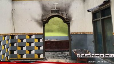 Bakar Sesajen Di Tempat Tidur, Sebuah Rumah Ludes Terbakar