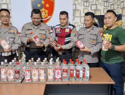 Operasi Cipta Kondisi Sita Puluhan Miras di Warung