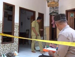 Blarr, Teror Bondet Orang Tak Dikenal Timpah Rumah Warga.