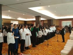 Ditempat Yang Berbeda, Panitia Pemungutan Suara Pilkada 2024 Dilantik KPU Kota dan Kab.Kediri