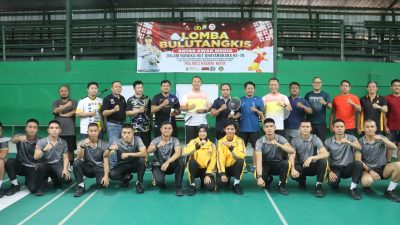 Meriahkan Hari Bhayangkara ke-78, Polres Kediri Kota Gelar Pertandingan Bulu Tangkis Antar Awak Media