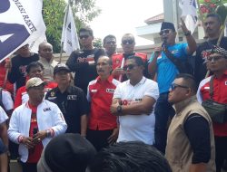 Sidang Ke Tiga  Hasan – Tantri Di Warnai Kericuhan Antar Kubu Pendukung Dan LSM Lira