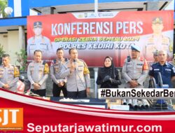 Polres Kediri Kota Tindak Ribuan Pelanggar Lalu Lintas Operasi Zebra Semeru 2024, Belasan Knalpot Brong Dimusnahkan