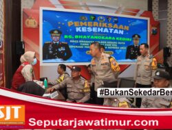 Kesiapan PAM TPS Pilkada 2024, Personel Polres Kediri Kota Periksa Kesehatan dan Pembagian Vitamin