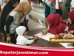 Ribuan Jamaah Terima THR dari Kampung Coklat