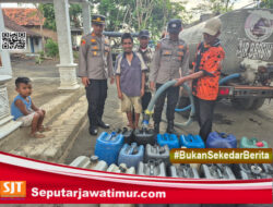 Polres Probolinggo dan BPBD Salurkan Air Bersih untuk Warga Terdampak Kekeringan