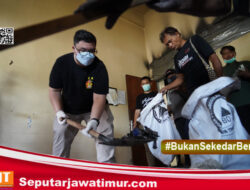 Warga Gotong Royong Bersihkan Kantor Pemkab, Mas Dhito: Kita Bersama Jaga Rumah Rakyat