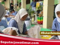Lestarikan Warisan Budaya, Siswa-siswi SLBN Diajari Membatik.