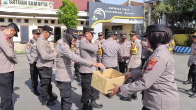 Polres Kediri Peduli, Galang Donasi untuk Korban Bencana Aceh, Sumut, dan Sumbar