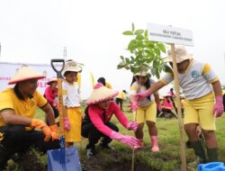 Hari Bumi 2026 Aksi Tanam Pohon di Kediri Jadi Rangkaian HUT Ke-46 YKB, HUT Ke-80 Bhayangkara, dan HUT Ke-78 Polwan RI