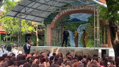 KAI Daop 7 Madiun Gencarkan Sosialisasi Keselamatan Libatkan Ratusan Pelajar di Kediri