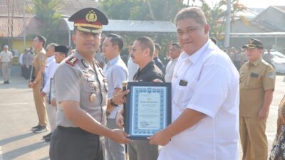 Dukung Program Ketahanan Pangan Lewat Budidaya Tebu, MKSO Kebun Dhoho Terima Penghargaan Kapolres Kediri