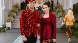 Curi Perhatian, Raffi Ahmad Kenakan Pakaian Khas Kabupaten Kediri di Upacara Kemerdekaan
