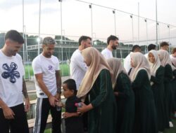 Jelang Kick-off Super League, Persik Gelar Doa Bersama Anak Yatim dan Piatu